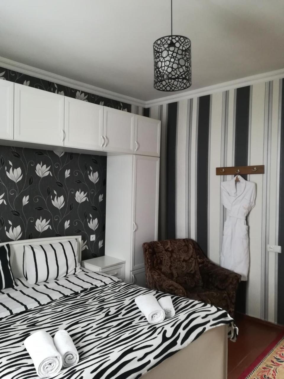Nikoloz Guesthouse Kazbegi Eksteriør billede