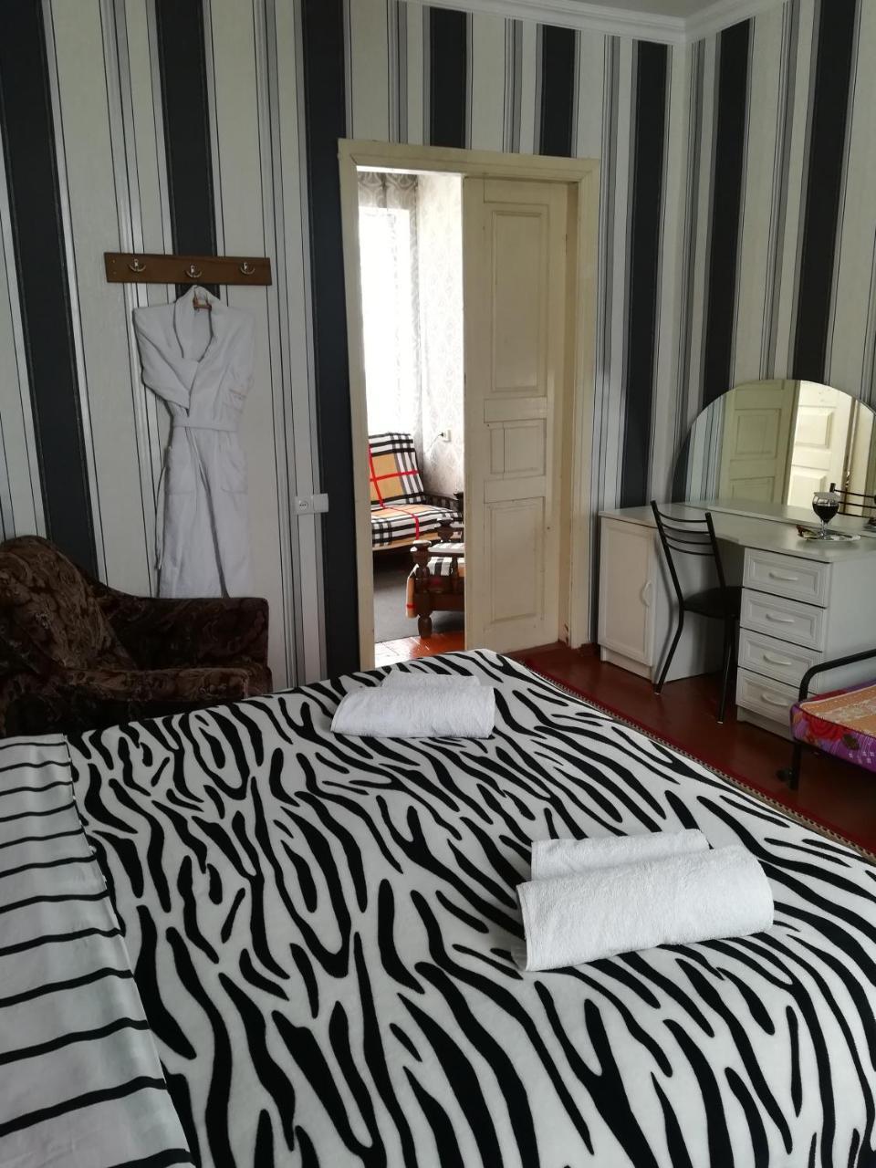 Nikoloz Guesthouse Kazbegi Eksteriør billede